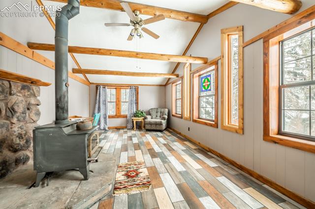 9050 Picabo Road Cascade, CO 80809 - Photo 11 of 40 Family room