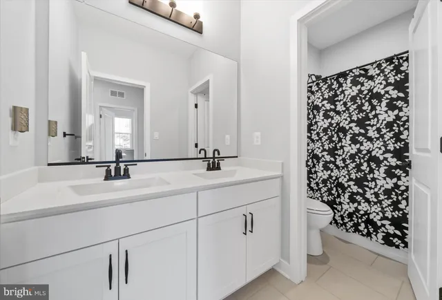 $539,000 | 208 South Rdg Brk Drive, Felton, DE 19943