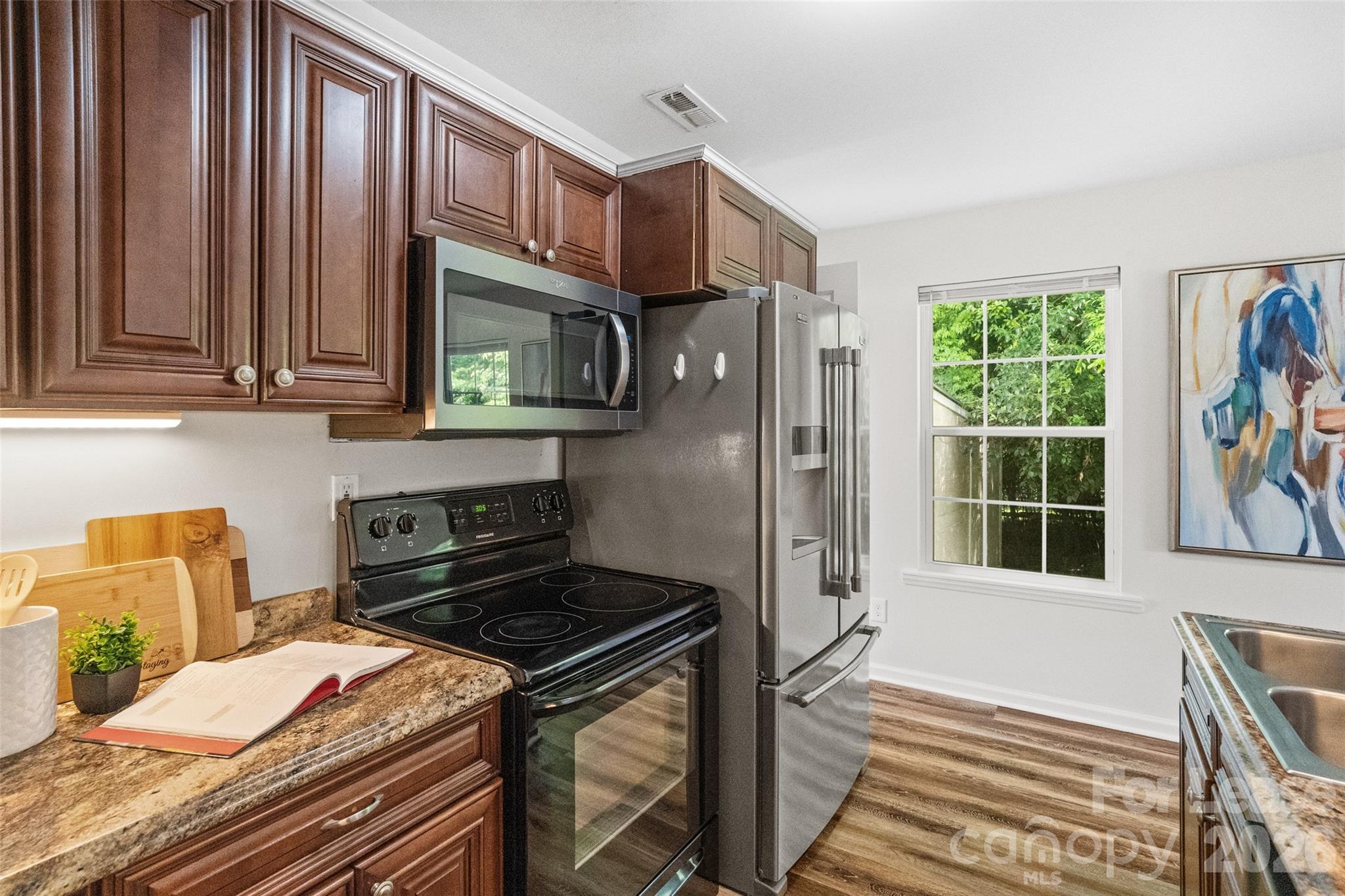 6602 Porterfield Road Charlotte, NC 28226 - Photo 8 of 17