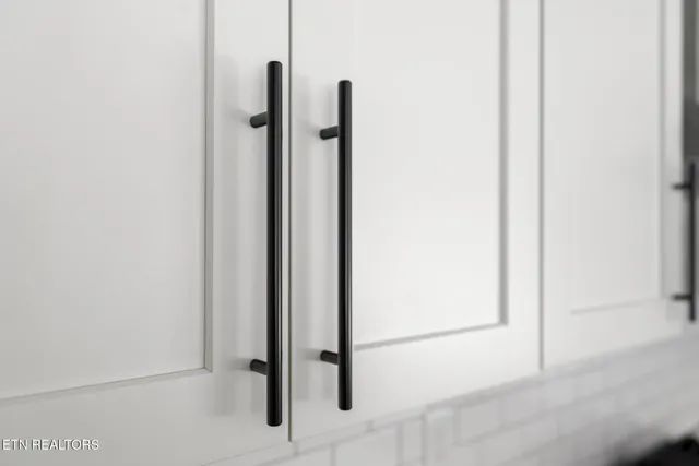 $649,860 | 2030 Cherokee Drive, Maryville, TN 37801