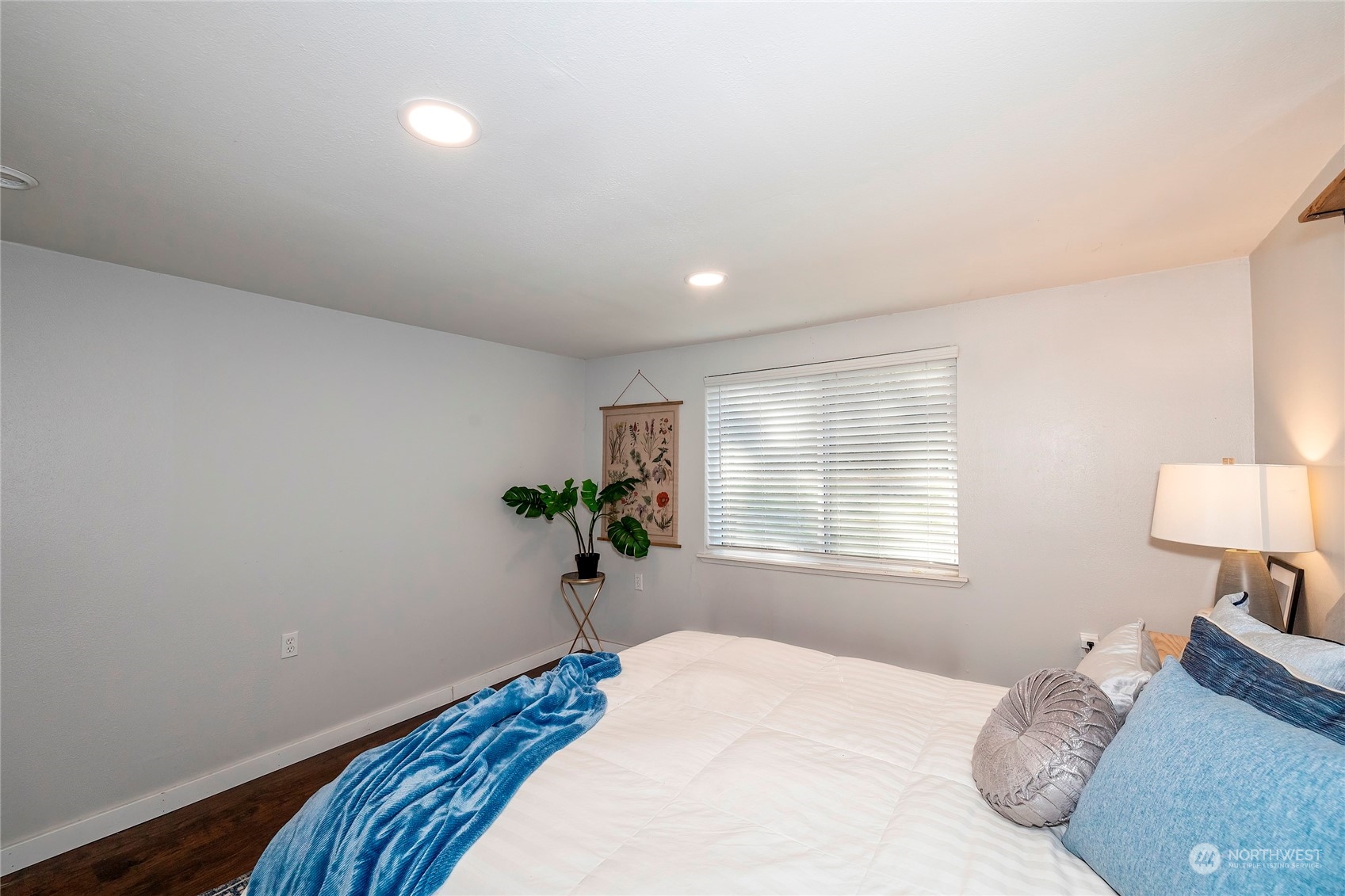 1564 Southwest Cook Road Port Orchard, WA 98367 - Photo 15 of 33 Gallery Image 15