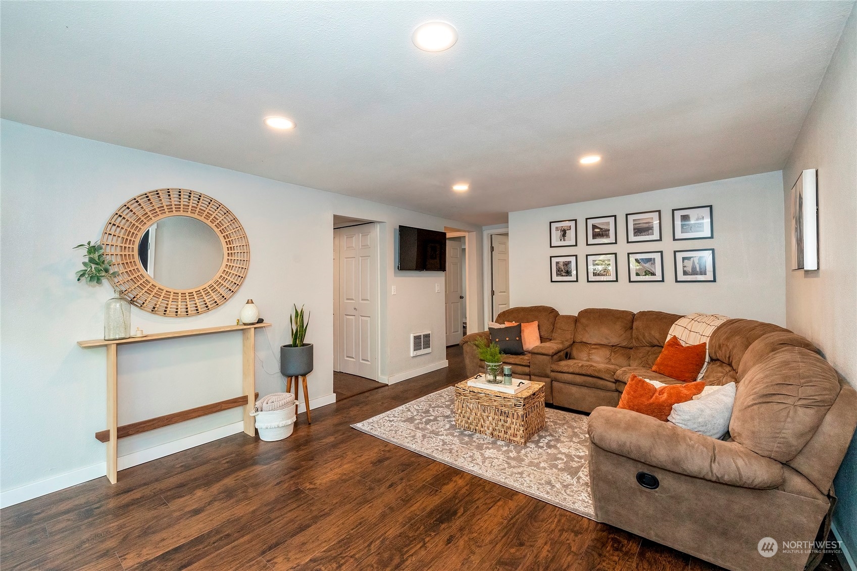 1564 Southwest Cook Road Port Orchard, WA 98367 - Photo 8 of 33 Gallery Image 8