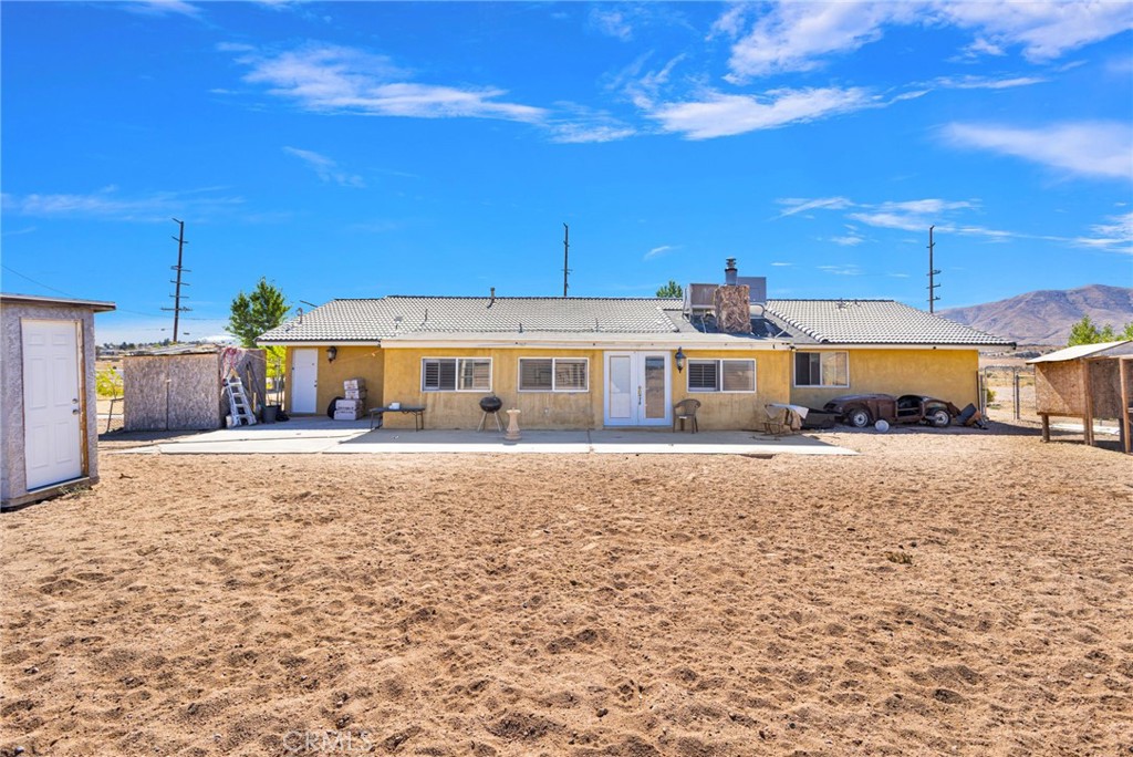 10080 Deep Creek Road Apple Valley, CA 92308 - Photo 51 of 55