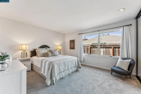 $699,000 | 405 Centre Court, Alameda, CA 94502