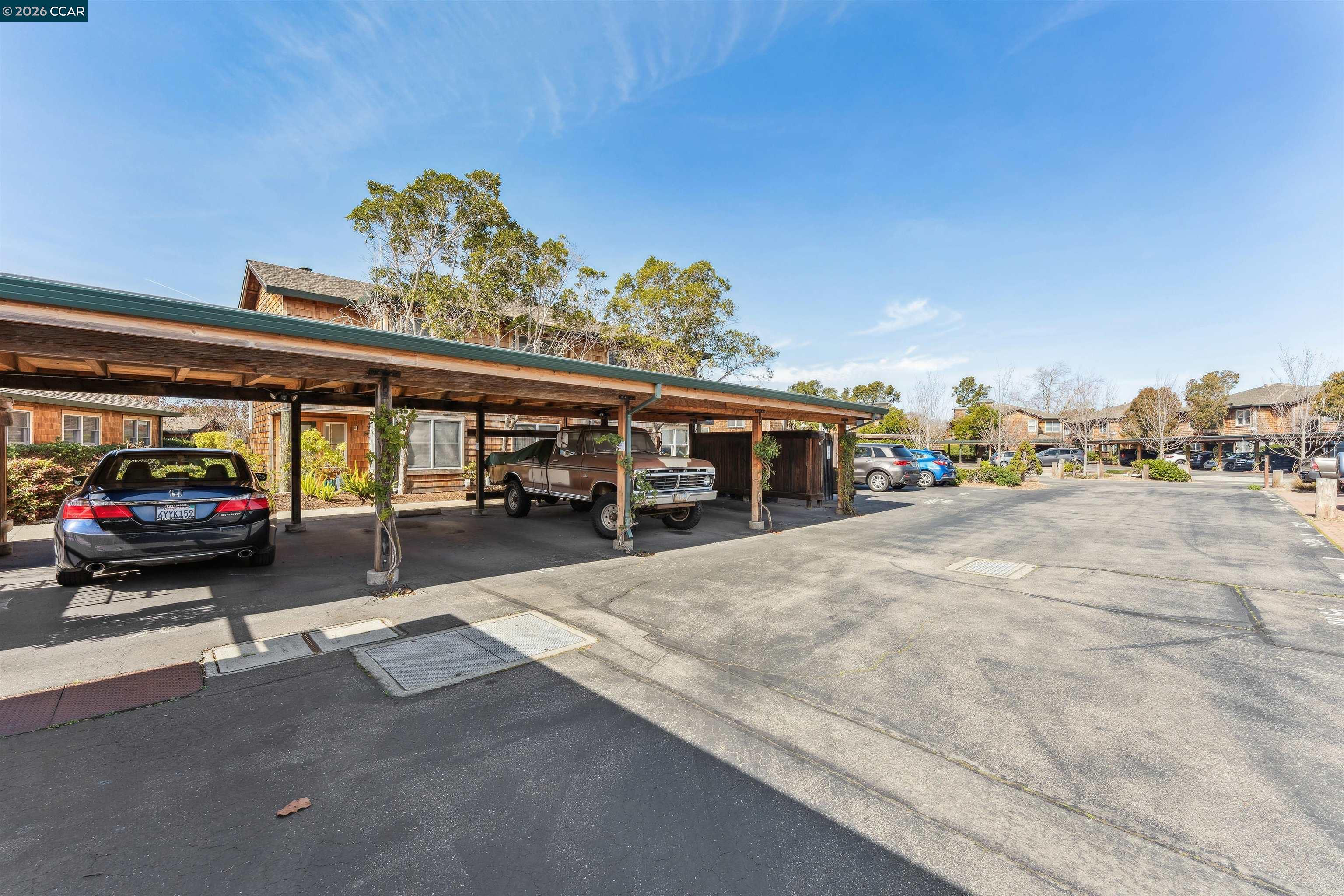 405 Centre Court Alameda, CA 94502 - Photo 32 of 45