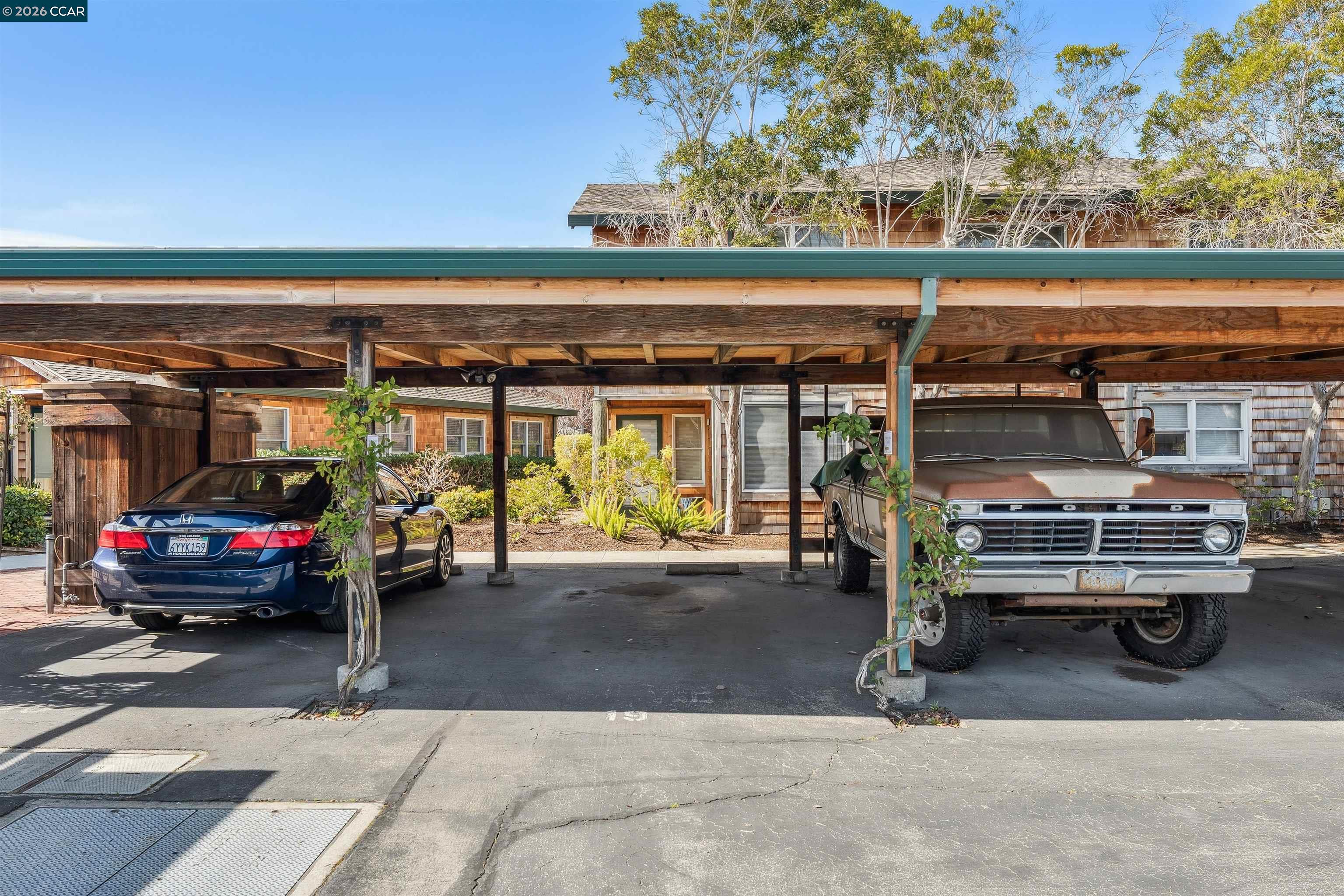 405 Centre Court Alameda, CA 94502 - Photo 33 of 45