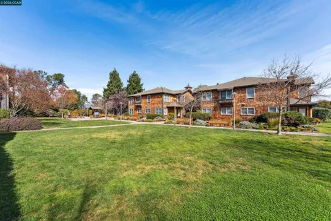 $699,000 | 405 Centre Court, Alameda, CA 94502