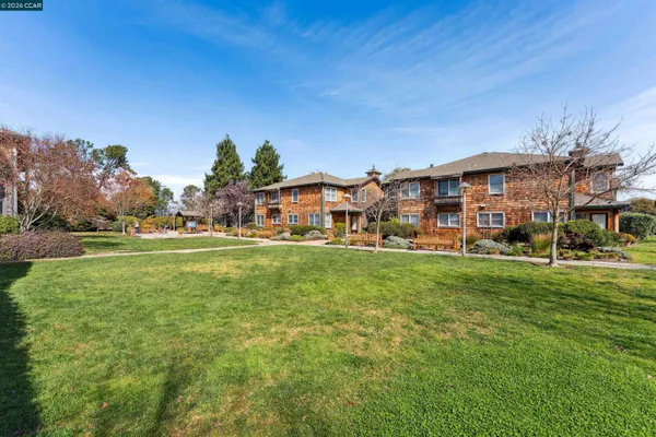 $649,000 | 405 Centre Court, Alameda, CA 94502