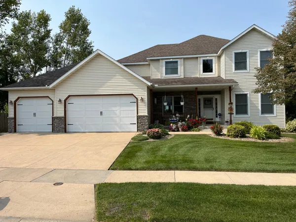 $665,000 | 3621 Hart Lane Southwest, Rochester, MN 55902