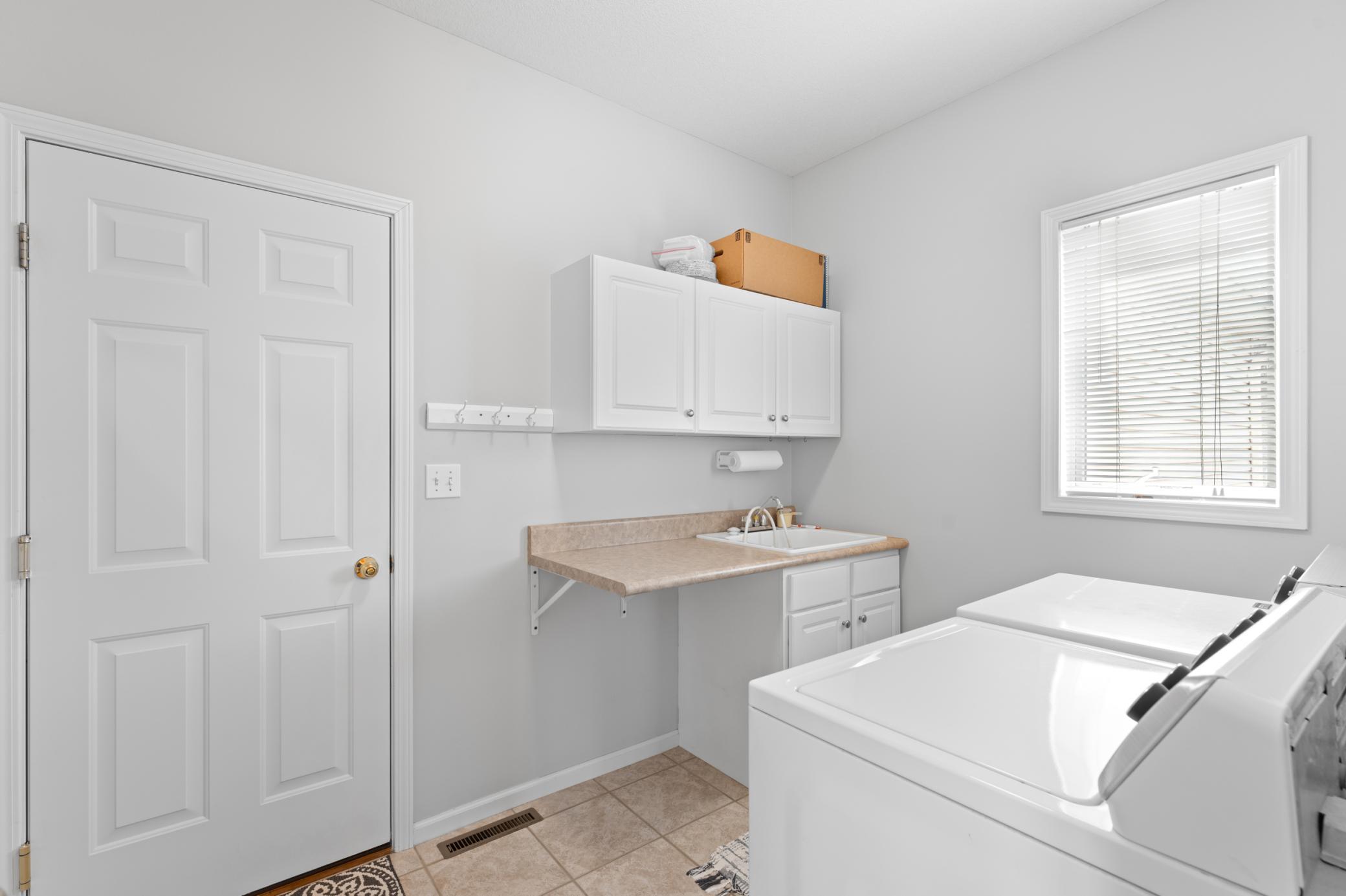 3621 Hart Lane Southwest Rochester, MN 55902 - Photo 13 of 54