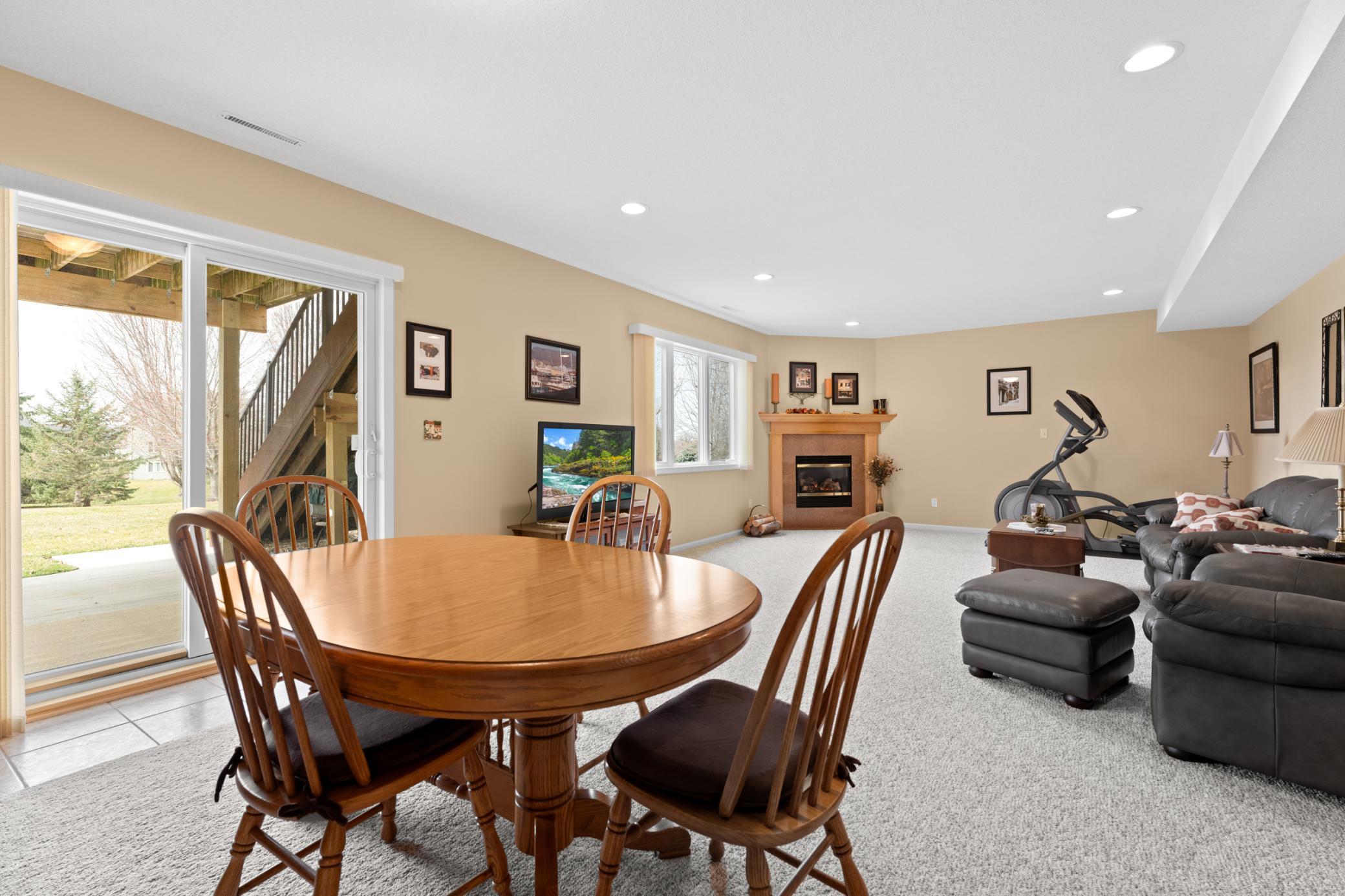 3621 Hart Lane Southwest Rochester, MN 55902 - Photo 33 of 54