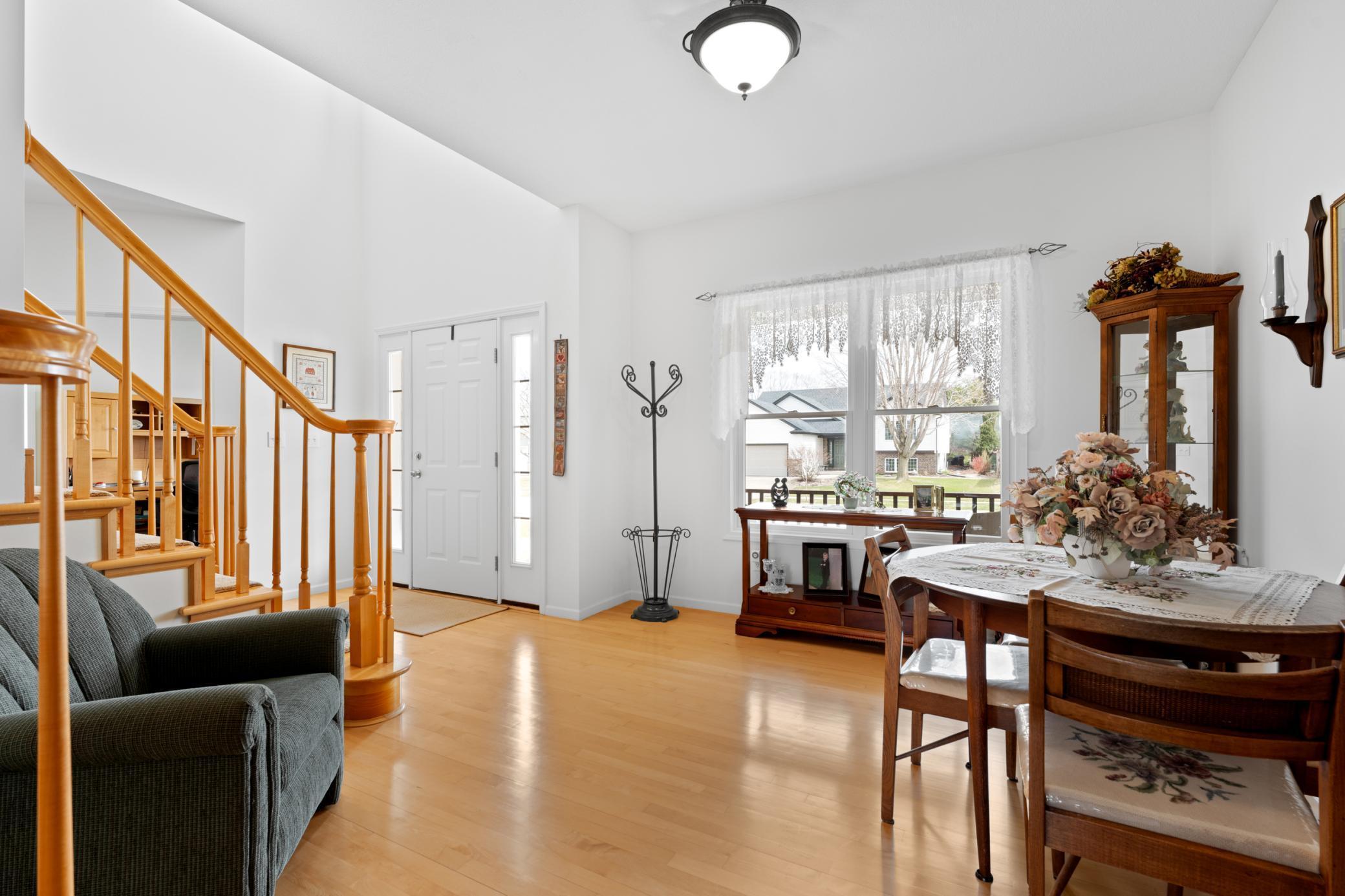 3621 Hart Lane Southwest Rochester, MN 55902 - Photo 4 of 54