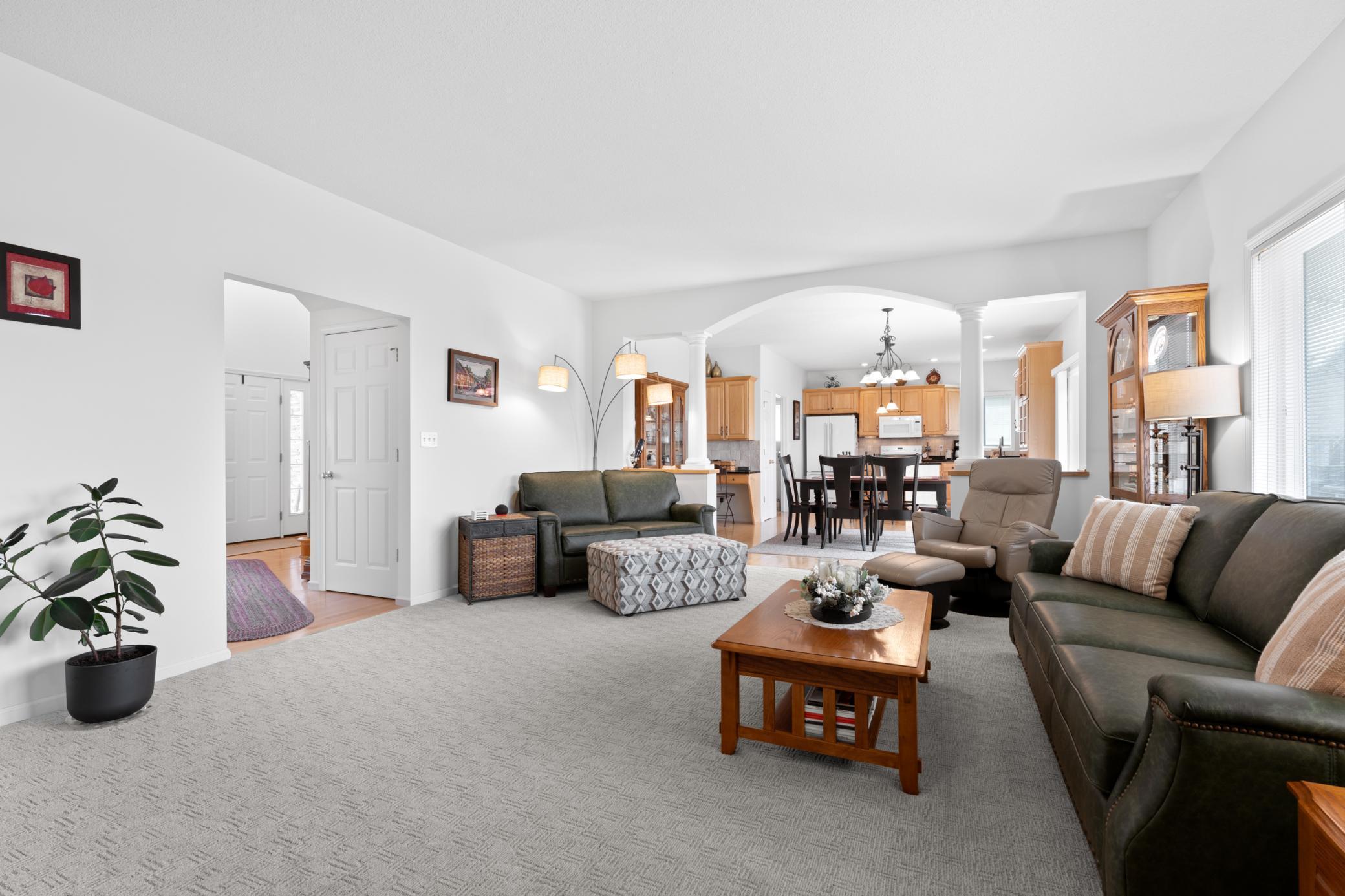 3621 Hart Lane Southwest Rochester, MN 55902 - Photo 5 of 54