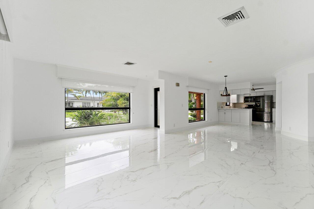 700 Northeast 4th Street Boca Raton, FL 33432 - Photo 9 of 24 015-700Northeast4thStreet-BocaRaton-FL-3