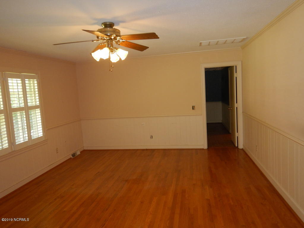 2104 Emerson Road Kinston, NC 28504 - Photo 12 of 21 26 DEN