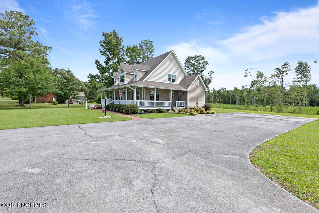 778 Jim Blake Road Jacksonville, NC 28540 - Photo 4 of 39 IMG_9963