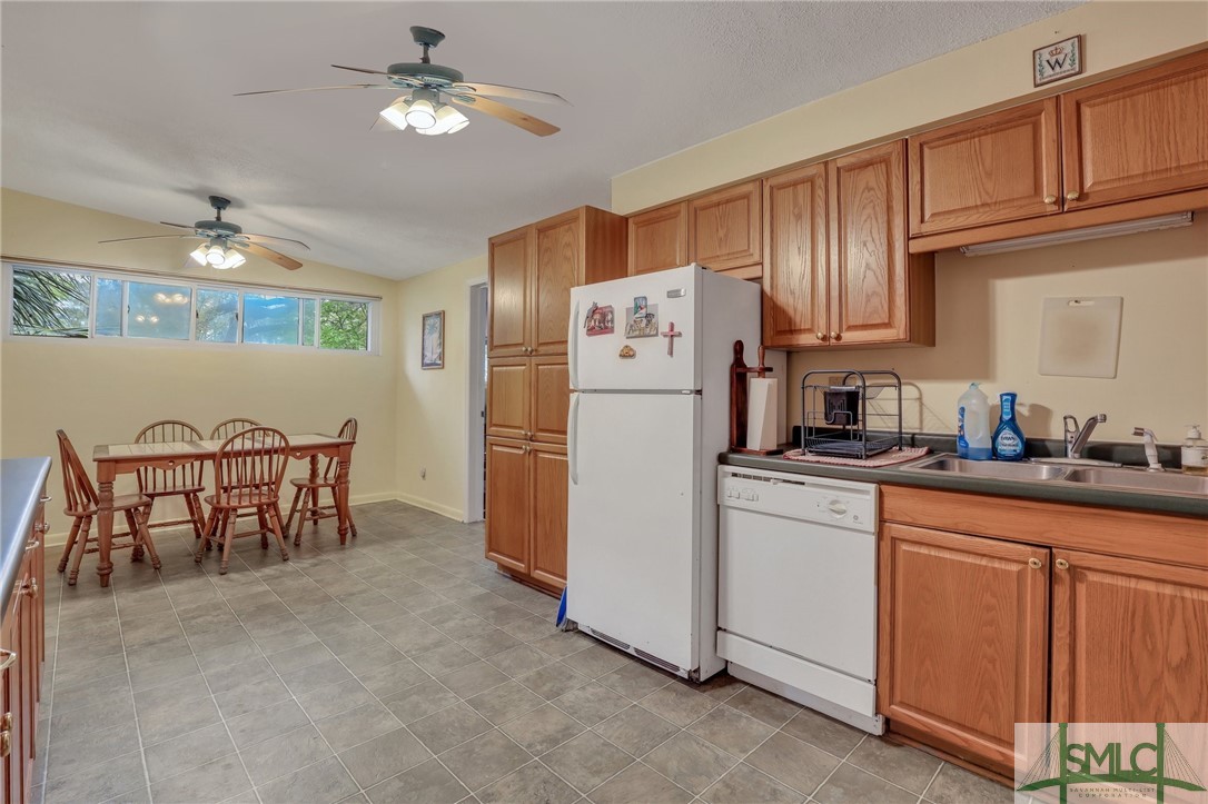 309 Tanglewood Road Savannah, GA 31419 - Photo 16 of 43