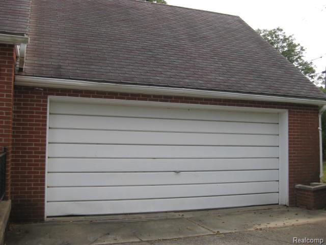 2215 Walnut Lake Road West Bloomfield, MI 48322 - Photo 6 of 20