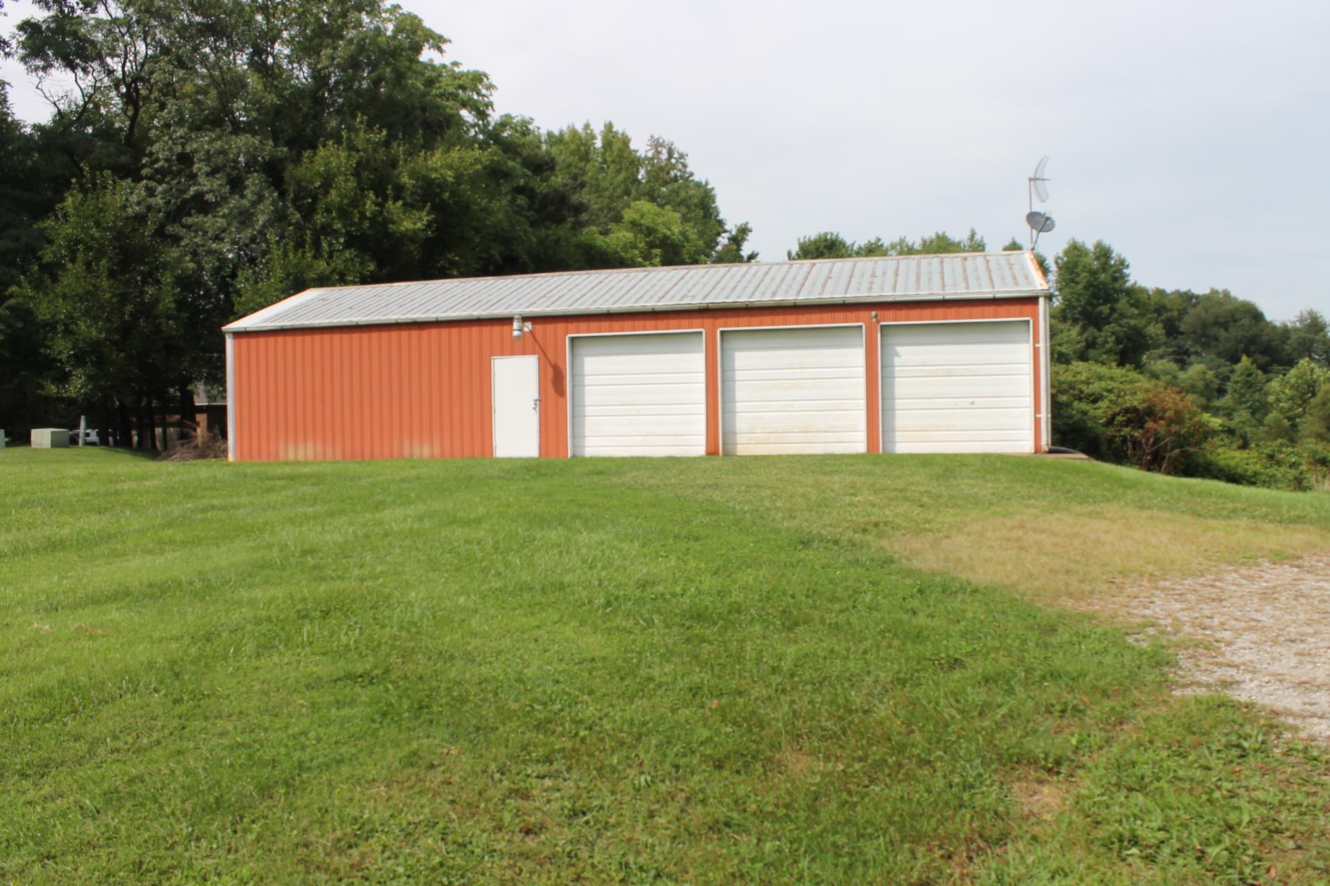 8588 Sharon Road Newburgh, IN 47630 - Photo 5 of 15 Gallery Image 5