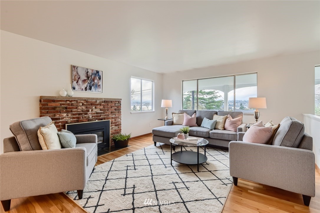 501 Stevens Avenue Northwest Renton, WA 98057 - Photo 4 of 31 Gallery Image 4