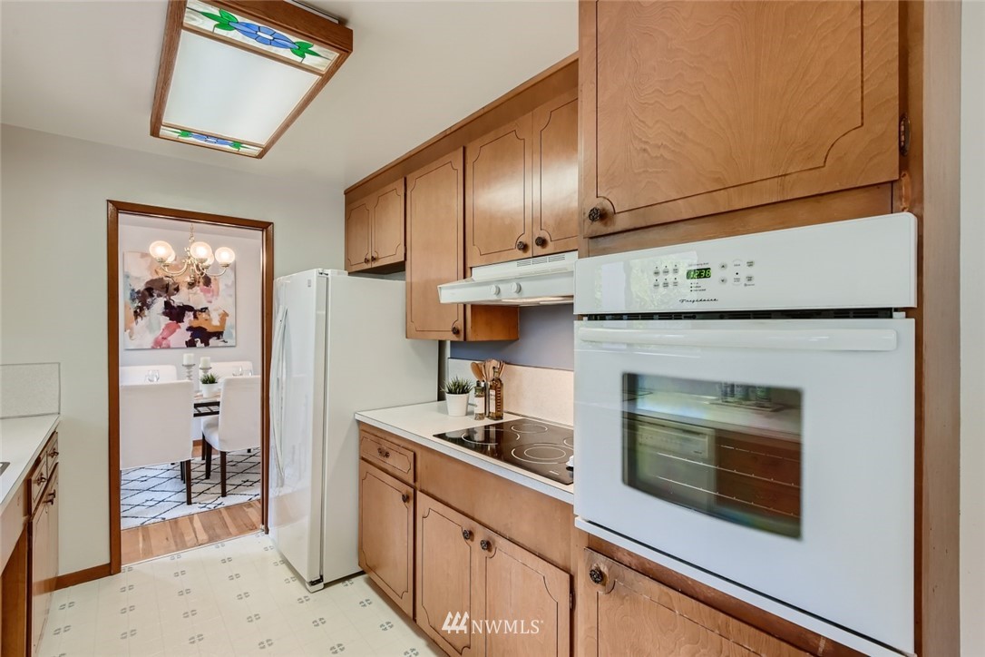 501 Stevens Avenue Northwest Renton, WA 98057 - Photo 8 of 31 Gallery Image 8