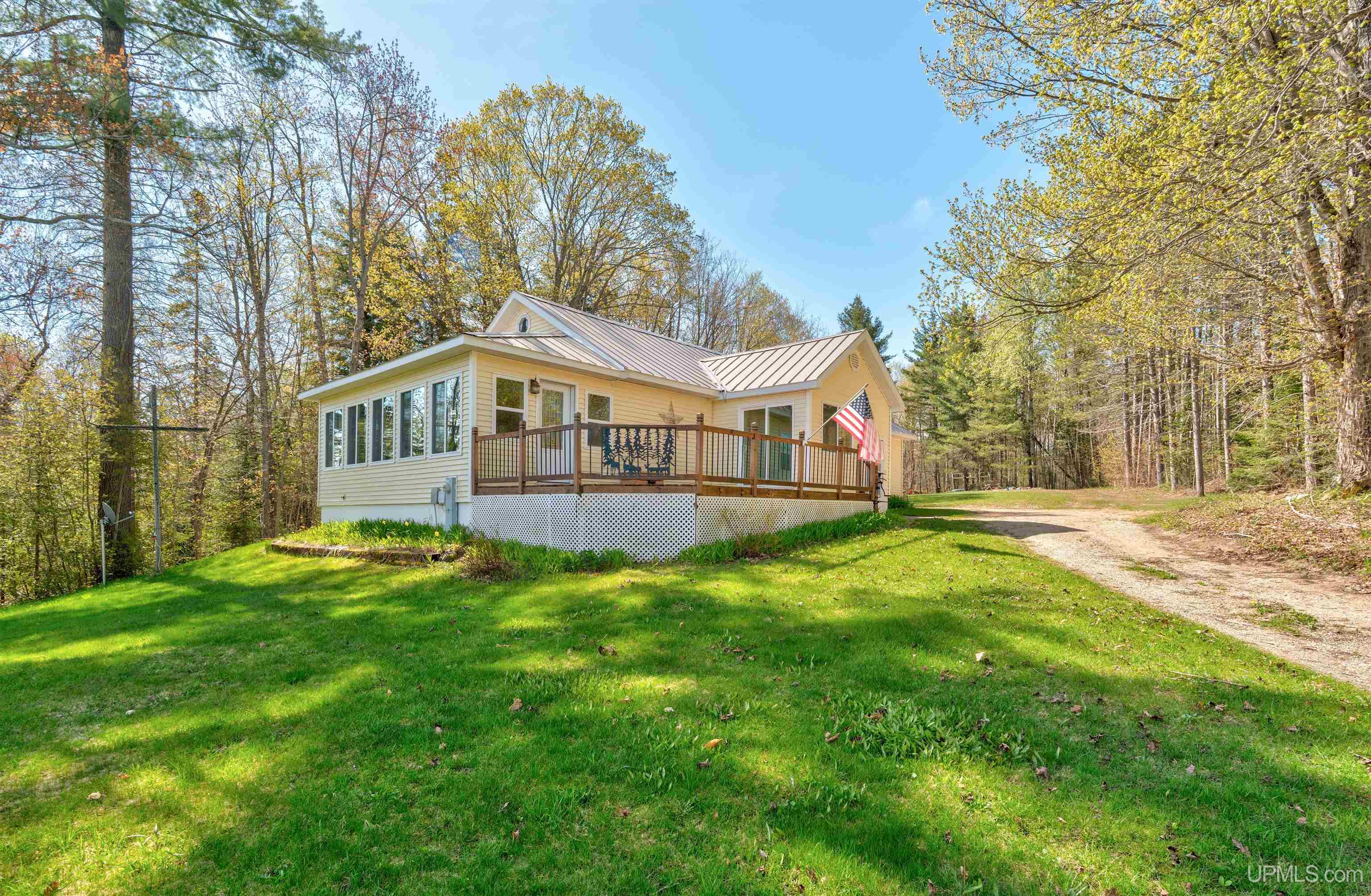 10057 East Co Road Munising, MI 49862 - Photo 1 of 50
