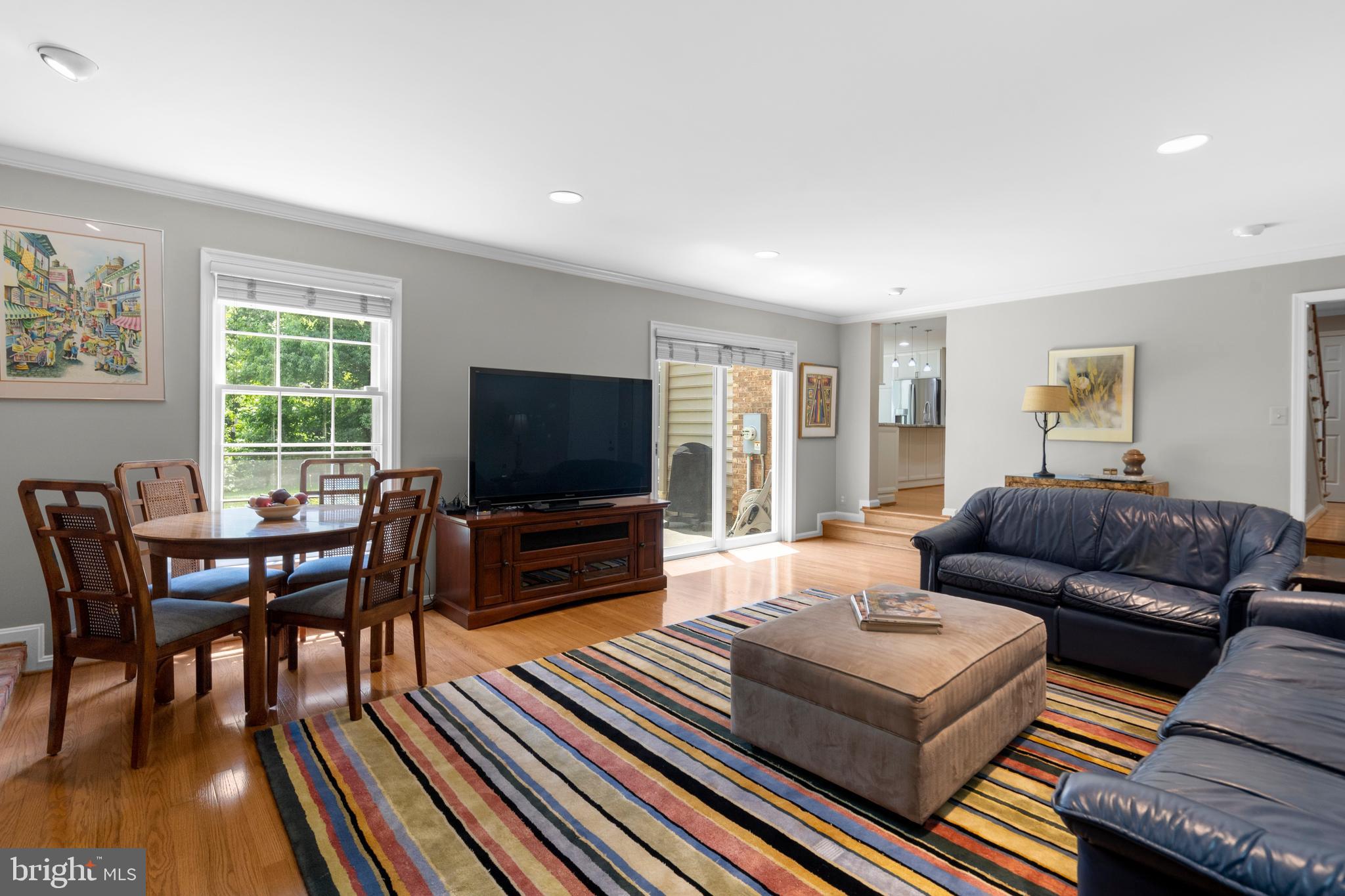 8808 Wooden Bridge Road Potomac, MD 20854 - Photo 23 of 53 Family Room