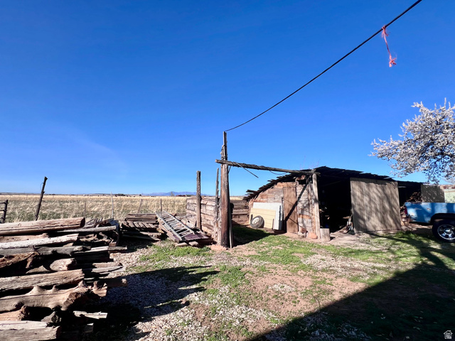 479 East 100 N Road Meadow, UT 84644 - Photo 34 of 59 View of yard with an outbuilding