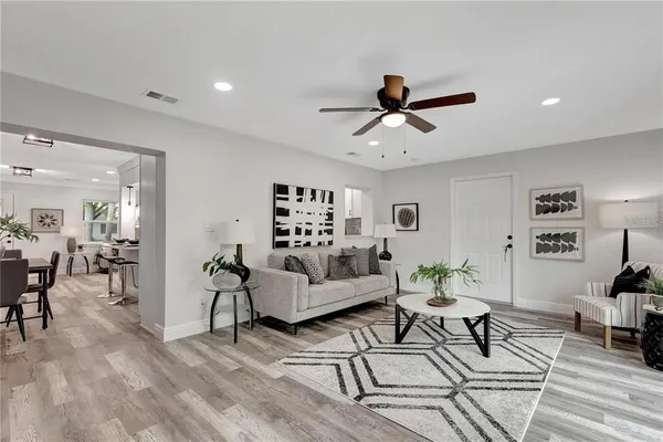 $3,195 | 6660 17th Lane North, St. Petersburg, FL 33702