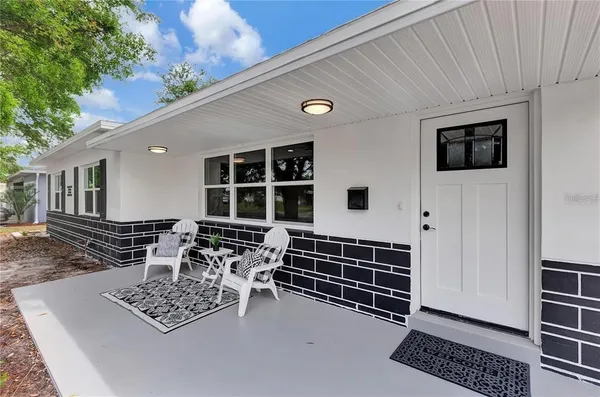$3,195 | 6660 17th Lane North, St. Petersburg, FL 33702
