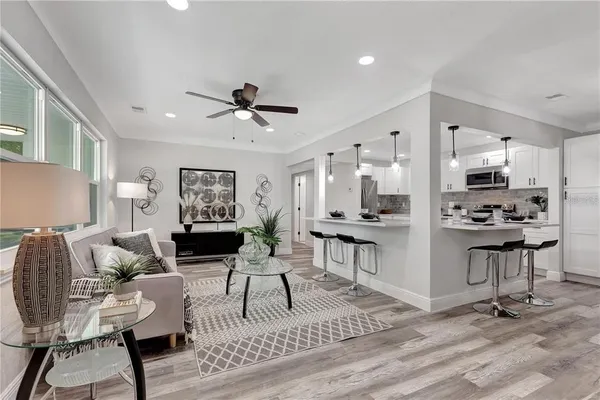 $3,195 | 6660 17th Lane North, St. Petersburg, FL 33702