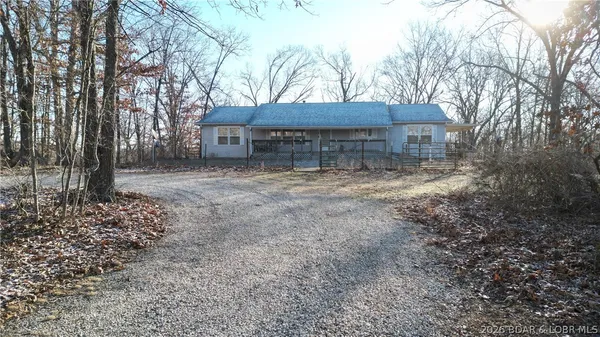 $475,000 | 29685 Ivy Bend Road, Stover, MO 65078