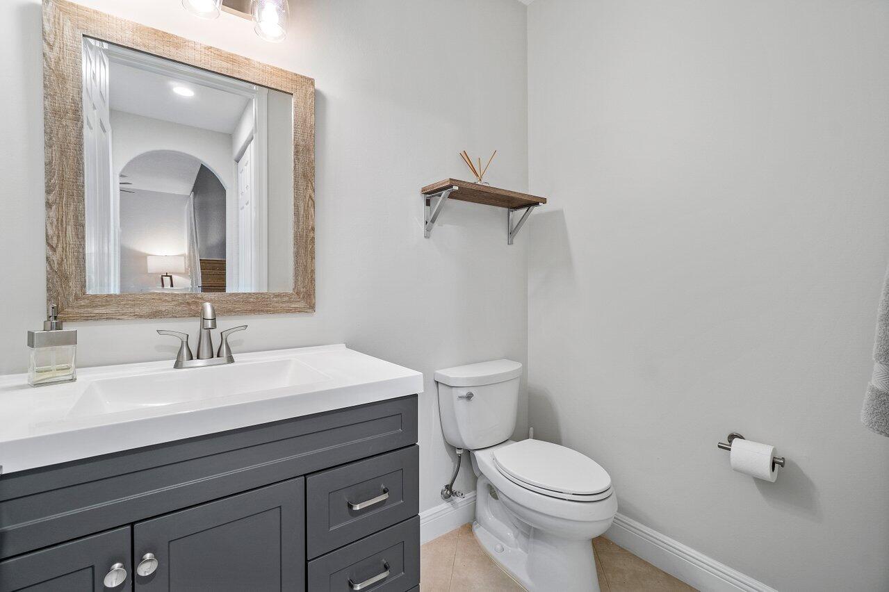 4443 Regal Court Delray Beach, FL 33445 - Photo 11 of 30 012-4443RegalCourt-DelrayBeach-FL-33445-