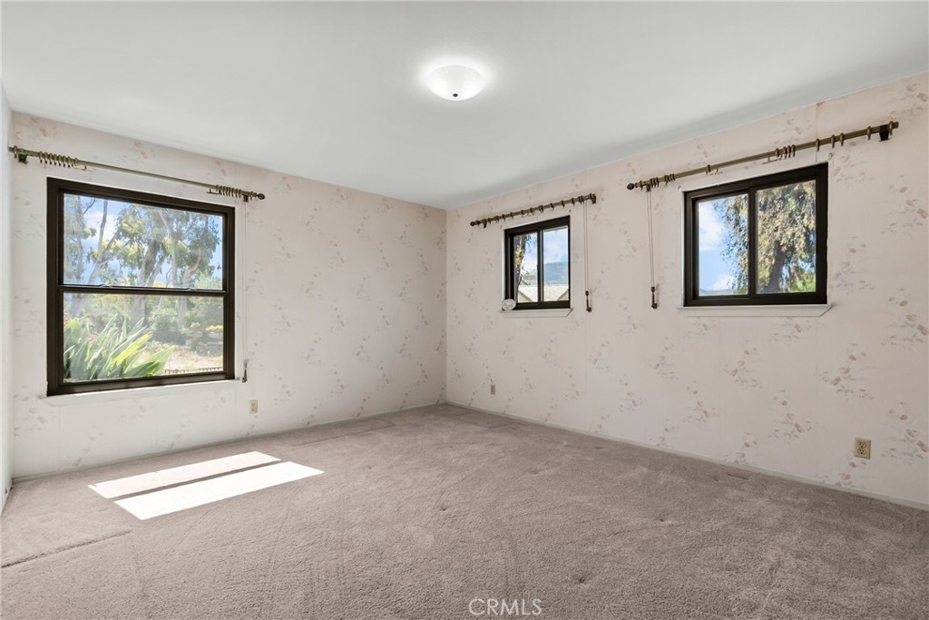 2425 Duval Road Camarillo, CA 93012 - Photo 20 of 45