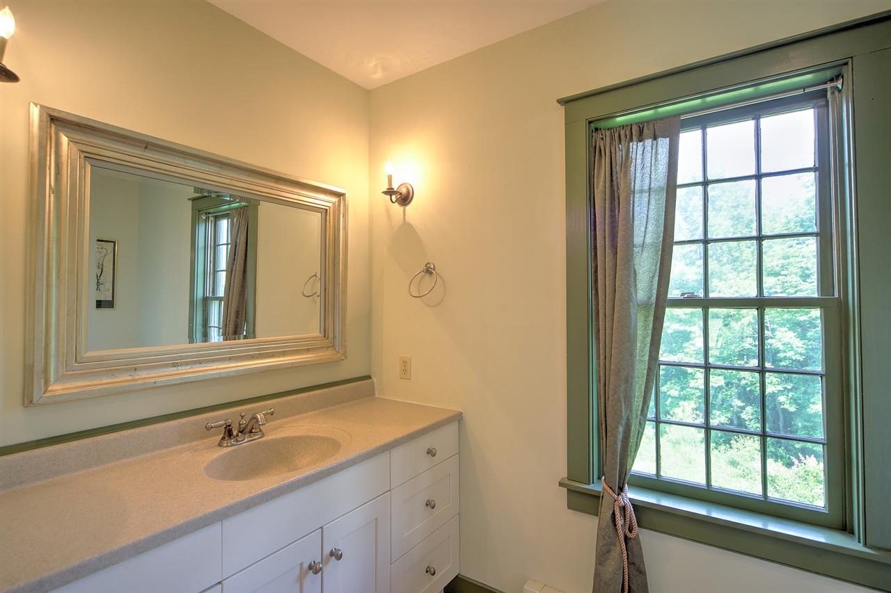 6007 Pomfret Road Pomfret, VT 05053 - Photo 21 of 31