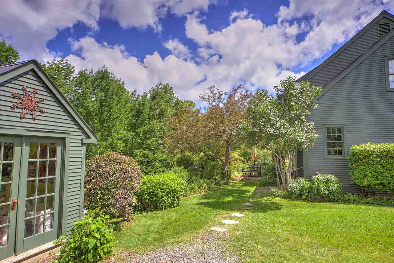 6007 Pomfret Road Pomfret, VT 05053 - Photo 25 of 31