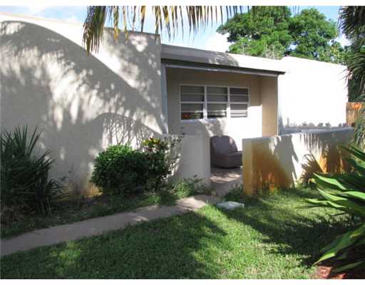 327 Newcastle Street Boca Raton, FL 33487 - Photo 2 of 2 Additional Photo