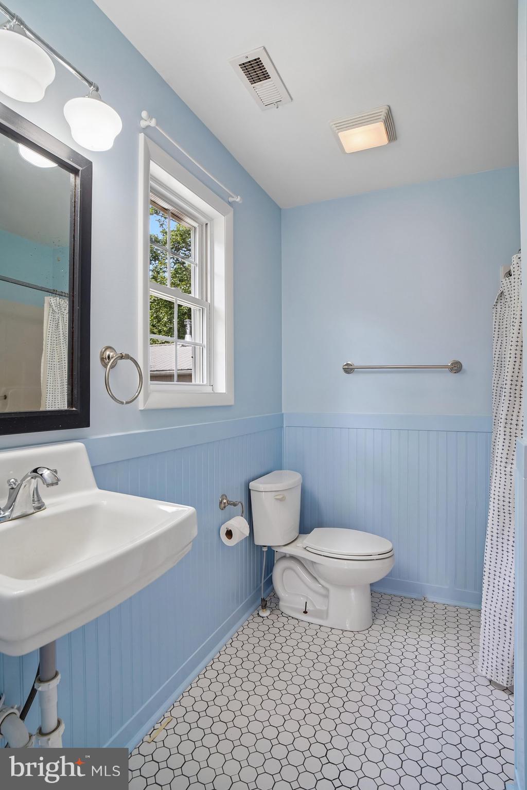 7496 Parsonsburg Road Parsonsburg, MD 21849 - Photo 12 of 60 Primary Bath