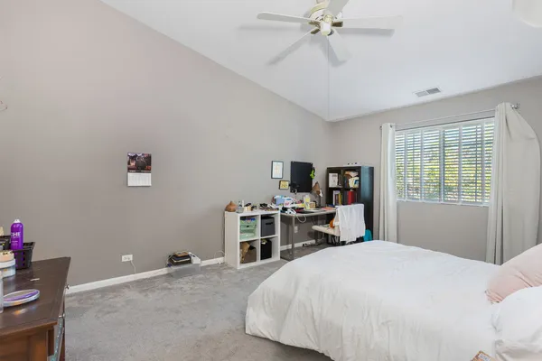 $267,000 | 53 Braxton Lane, Unit 53, Aurora, IL 60504