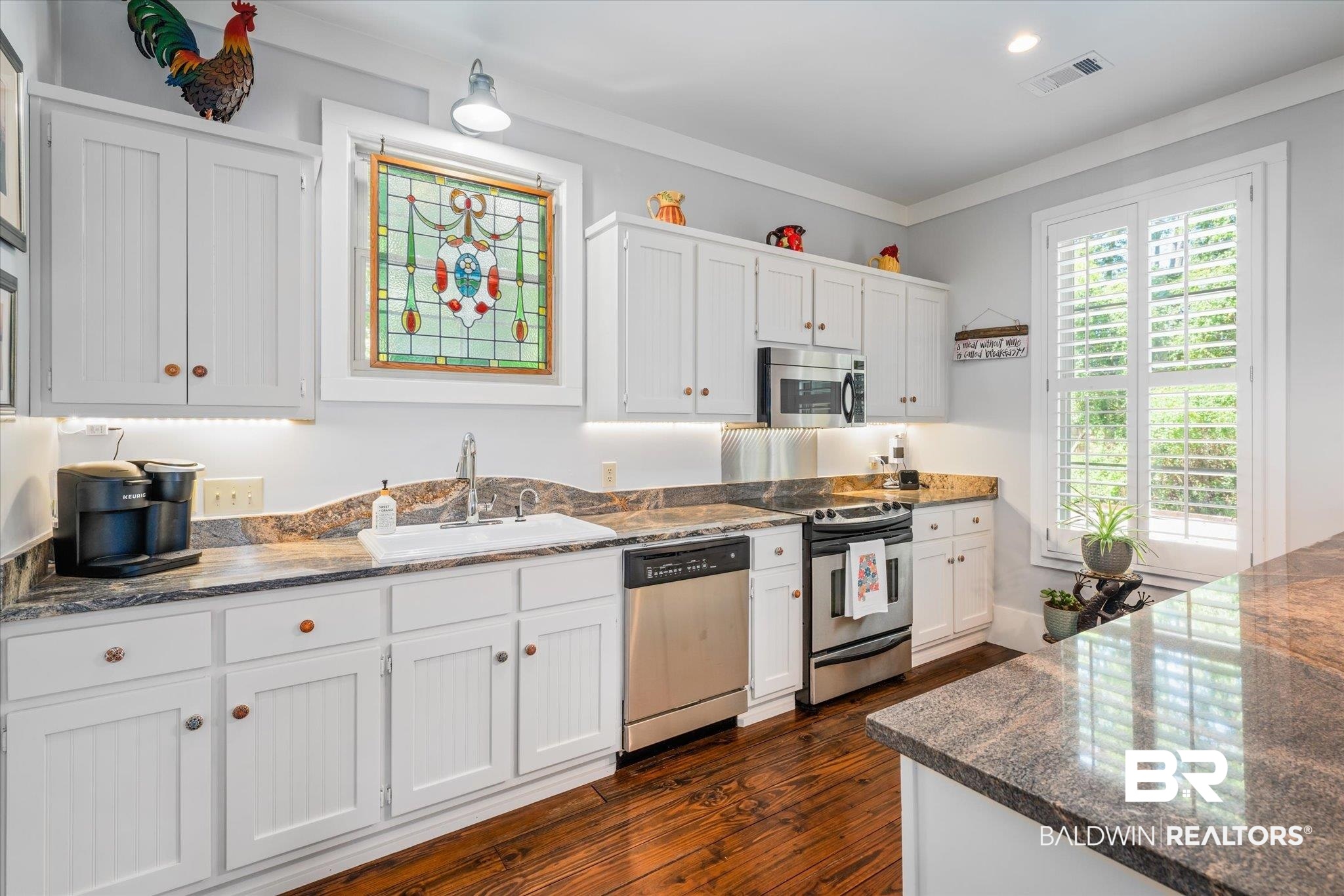 25773 Canal Road, Unit 27 Orange Beach, AL 36561 - Photo 4 of 50 Gourmet Kitchen