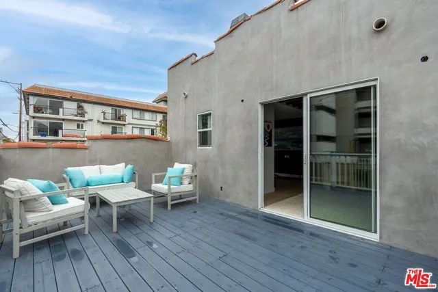 $2,495,000 | 14 Northstar Street, Marina del Rey, CA 90292