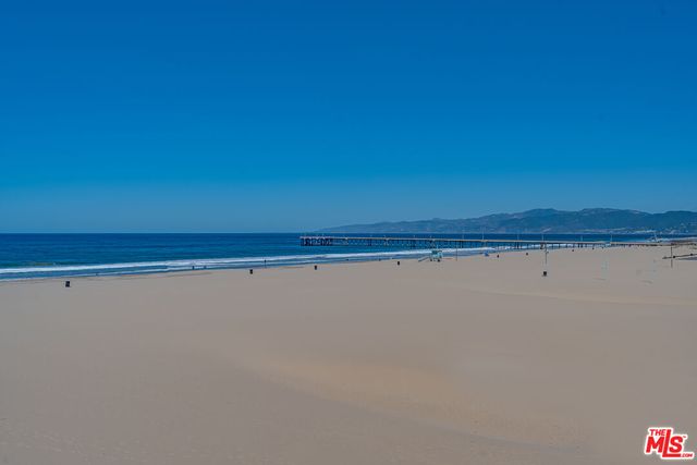 $2,495,000 | 14 Northstar Street, Marina del Rey, CA 90292