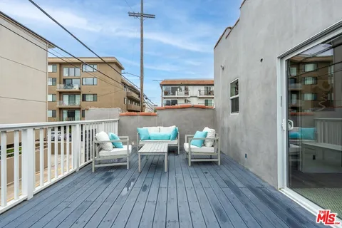 $2,495,000 | 14 Northstar Street, Marina del Rey, CA 90292