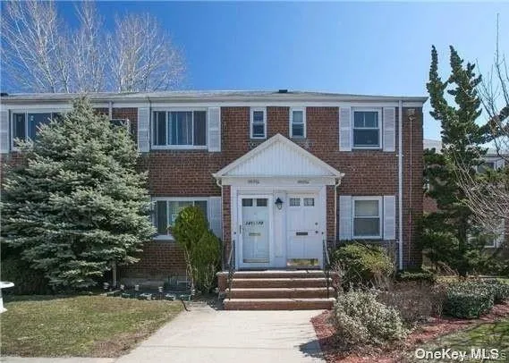 $2,900 | 245-17A Union Turnpike | Glen Oaks