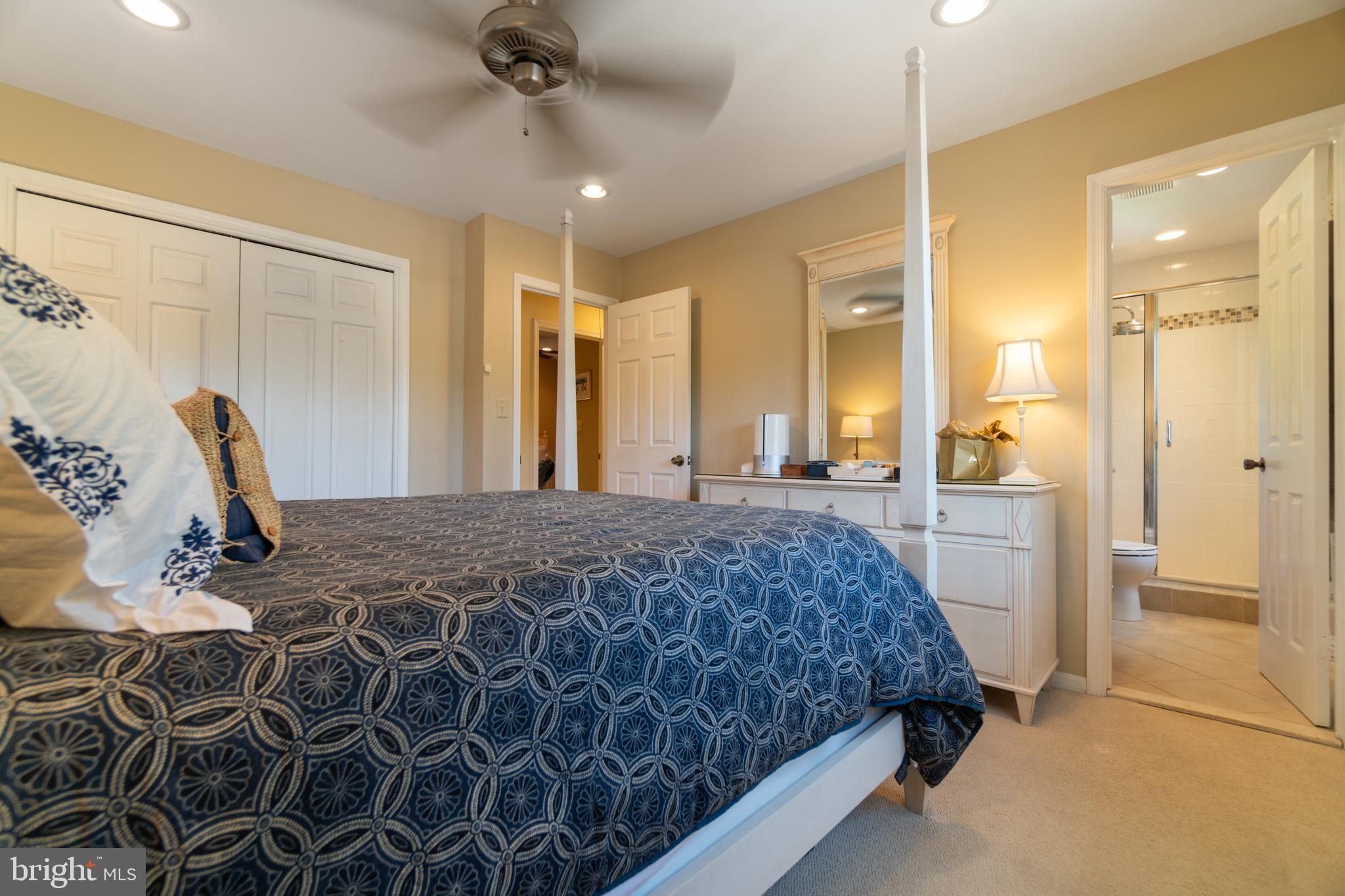 4852 Bradley Boulevard, Unit 224 Chevy Chase, MD 20815 - Photo 8 of 22