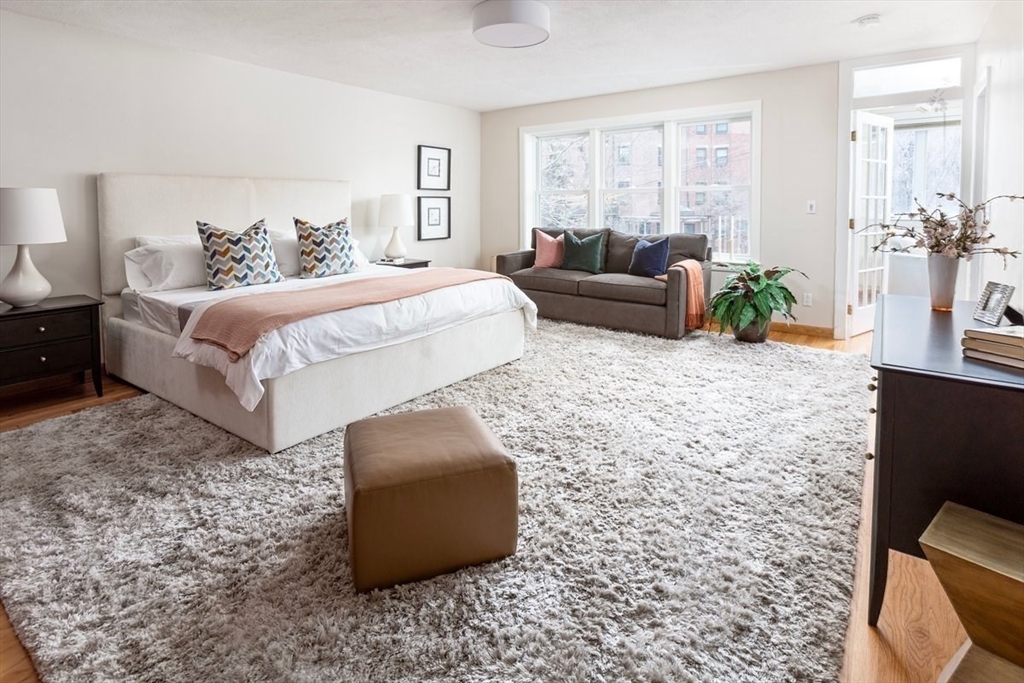 24 Dean Road, Unit 2 Brookline, MA 02445 - Photo 12 of 19 Gallery Image 12