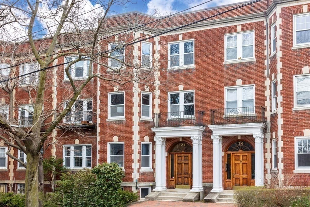 24 Dean Road, Unit 2 Brookline, MA 02445 - Photo 17 of 19 Gallery Image 17