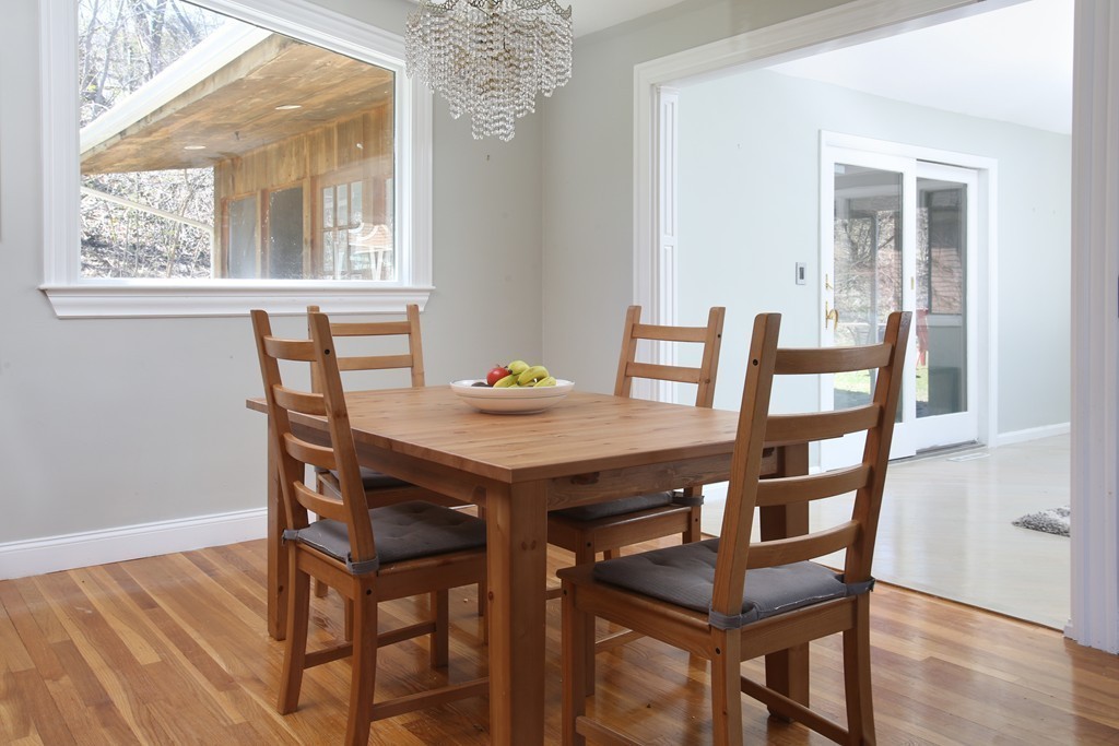 38 Cottonwood Road Newton, MA 02459 - Photo 3 of 9