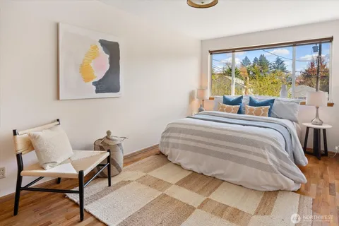 $774,000 | 4225 46th Avenue South, Seattle, WA 98118