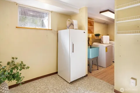 $774,000 | 4225 46th Avenue South, Seattle, WA 98118